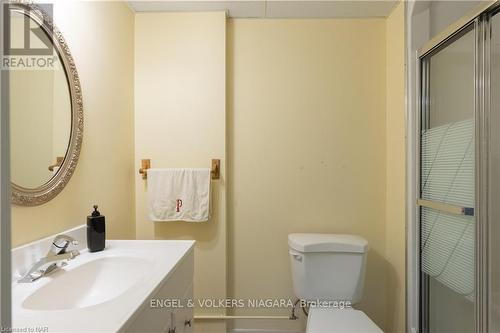 22 Port Master Drive, St. Catharines (439 - Martindale Pond), ON - Indoor Photo Showing Bathroom