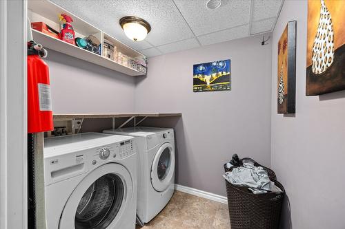 7-4450 Postill Drive, Kelowna, BC - Indoor Photo Showing Laundry Room