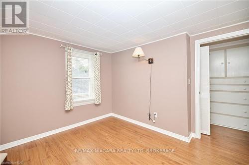 50 Riceland Avenue, Fort Erie (333 - Lakeshore), ON - Indoor Photo Showing Other Room