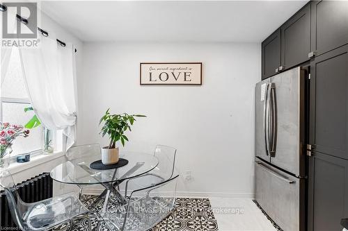 65 Parkview Road, St. Catharines (445 - Facer), ON - Indoor Photo Showing Dining Room