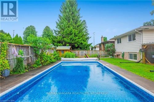 3195 St. Patrick Avenue, Niagara Falls (206 - Stamford), ON - Outdoor With In Ground Pool With Backyard