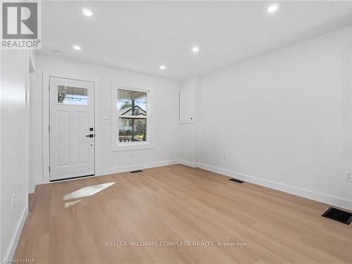 175 York Street, St. Catharines (452 - Haig), ON - Indoor Photo Showing Other Room