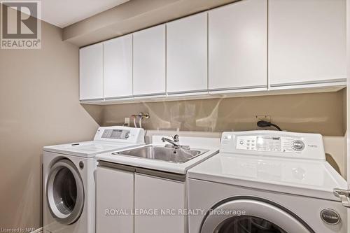 24 - 5 Carncastle Gate, St. Catharines (437 - Lakeshore), ON - Indoor Photo Showing Laundry Room