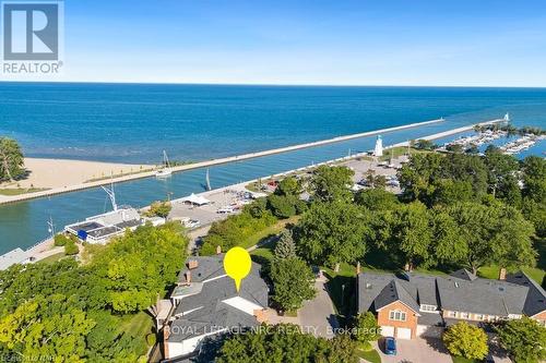 24 - 5 Carncastle Gate, St. Catharines (437 - Lakeshore), ON - Outdoor With Body Of Water With View