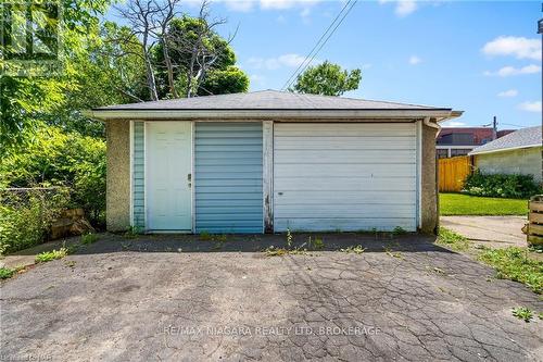 5748 Leonard Avenue, Niagara Falls (215 - Hospital), ON 