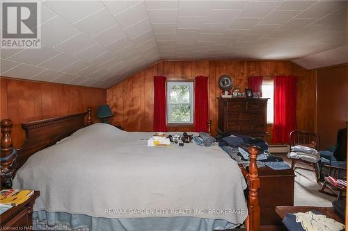 4477 Jordan Road, Lincoln (980 - Lincoln-Jordan/Vineland), ON - Indoor Photo Showing Bedroom