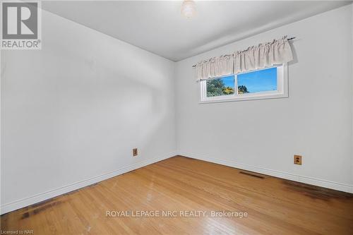 22 Rosemount Avenue, St. Catharines (442 - Vine/Linwell), ON - Indoor Photo Showing Other Room