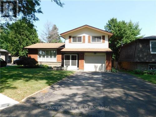 3004 Cullimore Avenue, Niagara Falls (206 - Stamford), ON - Outdoor With Facade