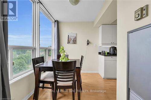 710 - 5100 Dorchester Road, Niagara Falls (212 - Morrison), ON - Indoor Photo Showing Dining Room