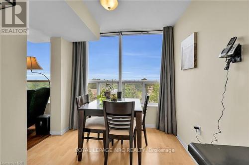 710 - 5100 Dorchester Road, Niagara Falls (212 - Morrison), ON - Indoor Photo Showing Dining Room