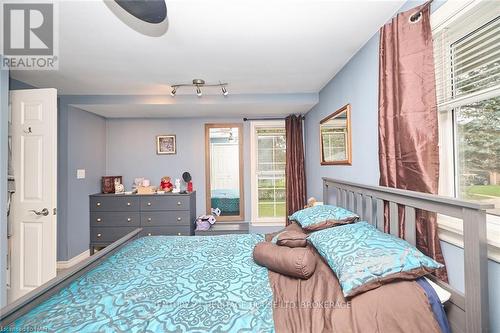 30 Cartier Drive, St. Catharines (442 - Vine/Linwell), ON - Indoor Photo Showing Bedroom