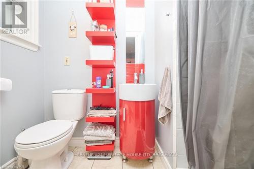 30 Cartier Drive, St. Catharines (442 - Vine/Linwell), ON - Indoor Photo Showing Bathroom