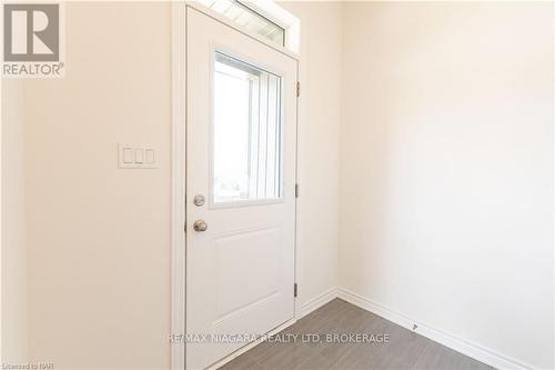 25 Oriole Crescent, Port Colborne (877 - Main Street), ON - Indoor Photo Showing Other Room