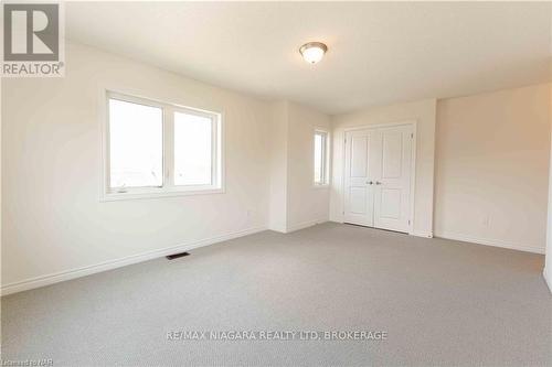 25 Oriole Crescent, Port Colborne (877 - Main Street), ON - Indoor Photo Showing Other Room