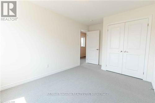 25 Oriole Crescent, Port Colborne (877 - Main Street), ON - Indoor Photo Showing Other Room