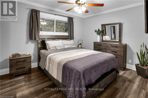 23 Pinewood Avenue, Grimsby (542 - Grimsby East), ON - Indoor Photo Showing Bedroom