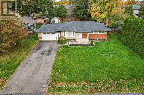 23 Pinewood Avenue, Grimsby (542 - Grimsby East), ON - Outdoor