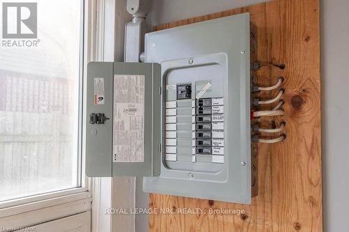 51 Haynes Avenue, St. Catharines (450 - E. Chester), ON - Indoor Photo Showing Other Room