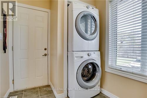 454 Holloway Bay Road S, Port Colborne (874 - Sherkston), ON - Indoor Photo Showing Laundry Room