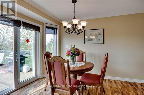 454 Holloway Bay Road S, Port Colborne (874 - Sherkston), ON - Indoor Photo Showing Dining Room