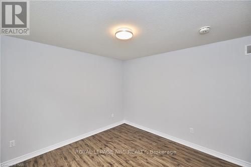 34 Bruce Street, Welland (768 - Welland Downtown), ON - Indoor Photo Showing Other Room