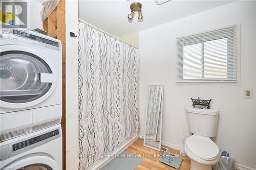 1463 Phillips Street, Fort Erie (334 - Crescent Park), ON - Indoor Photo Showing Laundry Room