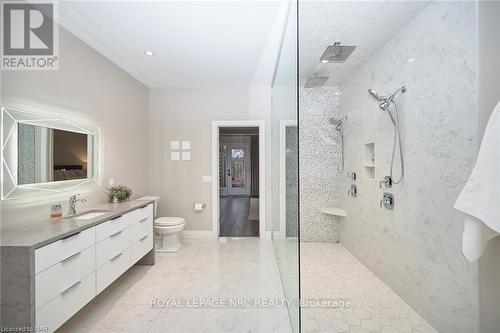 880 Metler Rd Road, Pelham (663 - North Pelham), ON - Indoor Photo Showing Bathroom