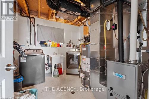 423 Deere Street Street, Welland (773 - Lincoln/Crowland), ON - Indoor Photo Showing Basement