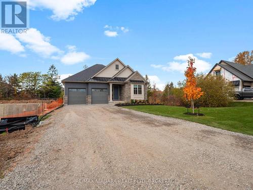 27 Maple Leaf Avenue S, Fort Erie (335 - Ridgeway), ON - Outdoor With Facade