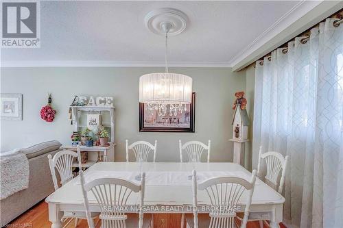 3351 Wiltshire Boulevard, Niagara Falls (207 - Casey), ON - Indoor Photo Showing Dining Room