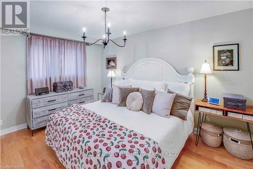 3351 Wiltshire Boulevard, Niagara Falls (207 - Casey), ON - Indoor Photo Showing Bedroom