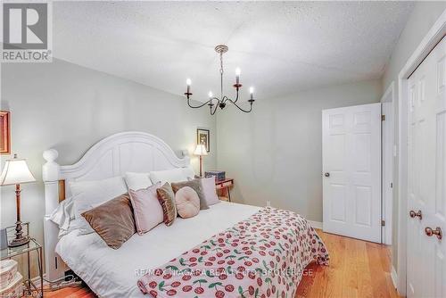 3351 Wiltshire Boulevard, Niagara Falls (207 - Casey), ON - Indoor Photo Showing Bedroom