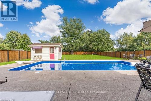 796 Grandview Road, Fort Erie (334 - Crescent Park), ON - Outdoor With In Ground Pool With Backyard