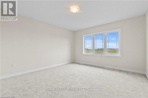 456 Barker Parkway, Thorold (560 - Rolling Meadows), ON - Indoor Photo Showing Other Room