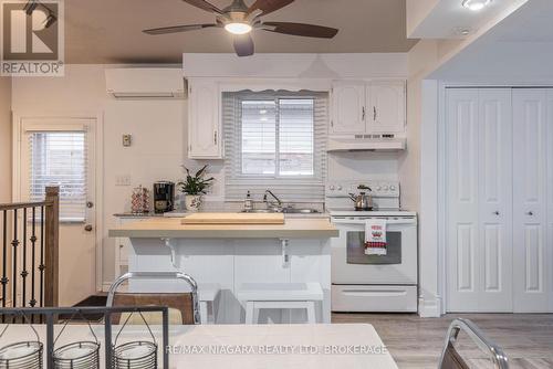 6631 Dawson Street, Niagara Falls (212 - Morrison), ON - Indoor Photo Showing Kitchen