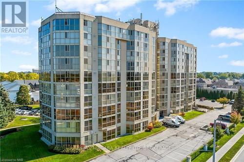 1002 - 162 Martindale Road, St. Catharines (453 - Grapeview), ON - Outdoor With Facade