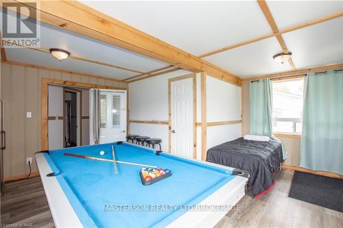 9208 Lundys Lane Lane, Niagara Falls (219 - Forestview), ON - Indoor Photo Showing Bedroom