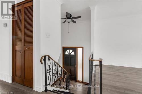 19 Colonial Street, Welland (767 - N. Welland), ON - Indoor Photo Showing Other Room