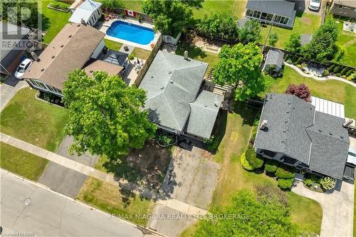 19 Colonial Street, Welland (767 - N. Welland), ON - Outdoor With View