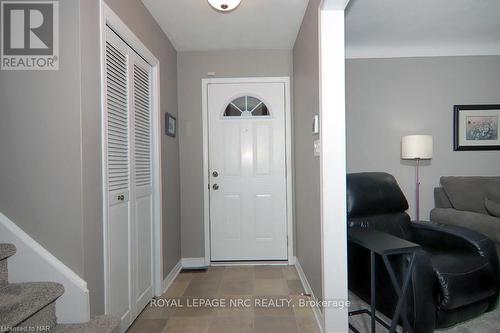 32 Ramsey Street, St. Catharines (443 - Lakeport), ON - Indoor Photo Showing Other Room