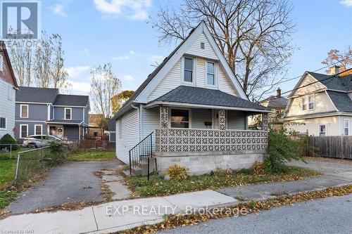 5333 College Crescent, Niagara Falls (210 - Downtown), ON - Outdoor With Deck Patio Veranda With Facade