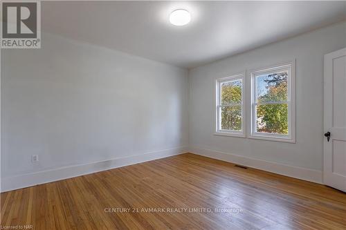 1408 Garrison Road, Fort Erie (334 - Crescent Park), ON - Indoor Photo Showing Other Room