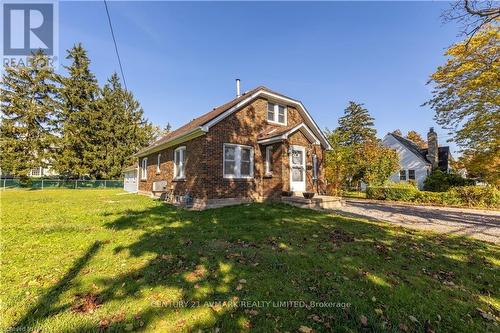 1408 Garrison Road, Fort Erie (334 - Crescent Park), ON - Outdoor