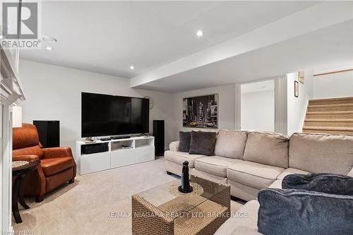 75 - 154 Port Robinson Road, Pelham (662 - Fonthill), ON - Indoor Photo Showing Living Room