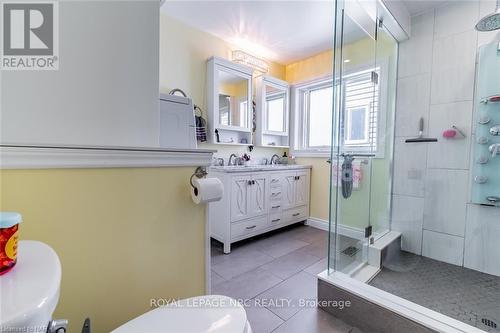 6519 Harper Drive, Niagara Falls (212 - Morrison), ON - Indoor Photo Showing Bathroom