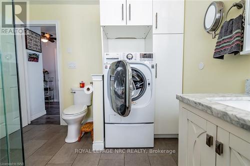 6519 Harper Drive, Niagara Falls (212 - Morrison), ON - Indoor Photo Showing Laundry Room