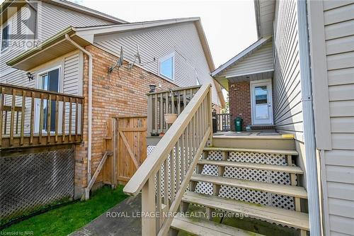 6519 Harper Drive, Niagara Falls (212 - Morrison), ON - Outdoor With Deck Patio Veranda With Exterior