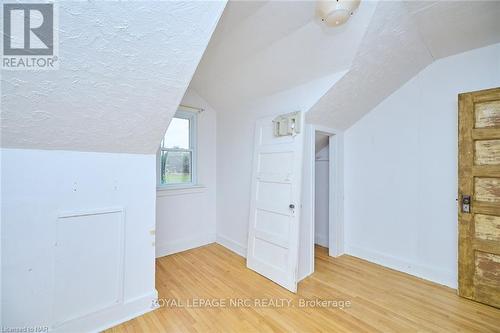 33 Merigold Street, St. Catharines (458 - Western Hill), ON - Indoor Photo Showing Other Room