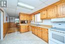 33 Merigold Street, St. Catharines (458 - Western Hill), ON  - Indoor Photo Showing Kitchen With Double Sink 