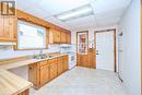 33 Merigold Street, St. Catharines (458 - Western Hill), ON  - Indoor Photo Showing Kitchen With Double Sink 